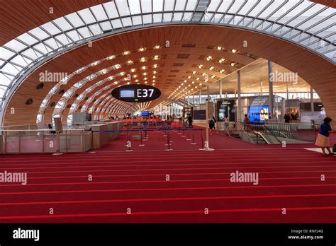 charles De Gaulle terminal 2e